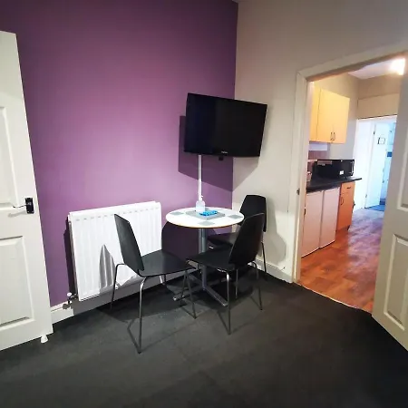 The Park Lane Retreat - Contractors Welcome * Middlesbrough