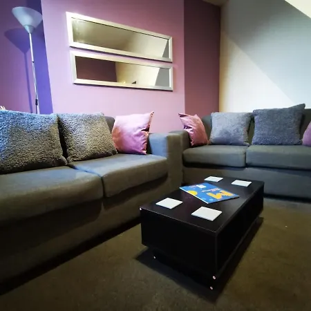 The Park Lane Retreat - Contractors Welcome * Middlesbrough
