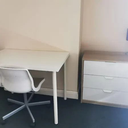 Tatil Evi The Park Lane Retreat - Contractors Welcome